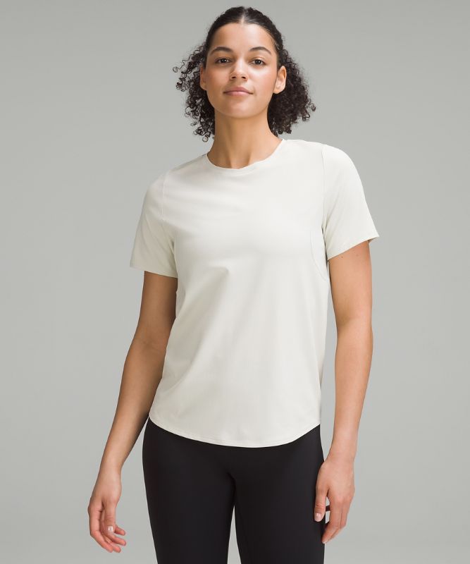 Lightweight Training Short-Sleeve Shirt