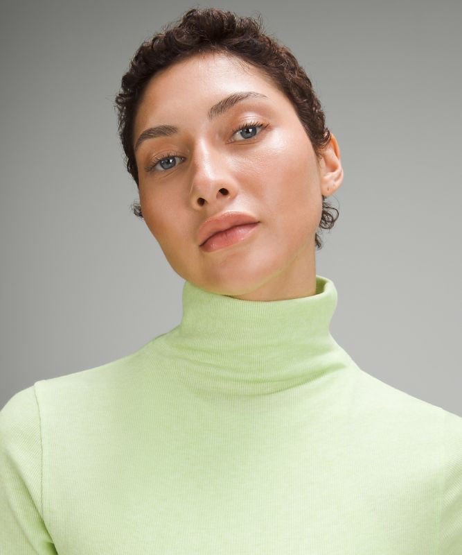 Ribbed Wool-Blend Turtleneck