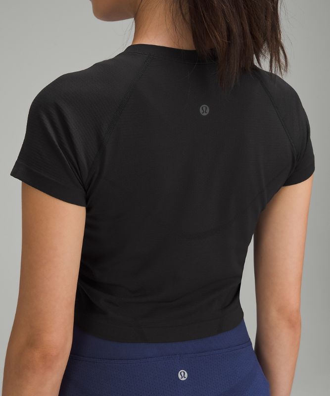 Swiftly Tech Cropped Short-Sleeve Shirt 2.0