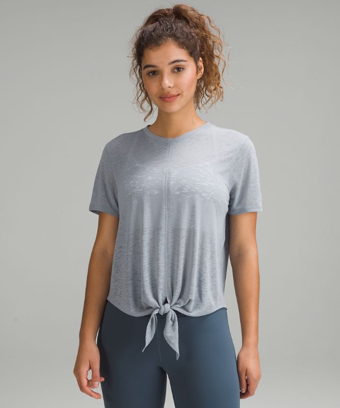 Lightweight Tie-Front Yoga Short-Sleeve Shirt
