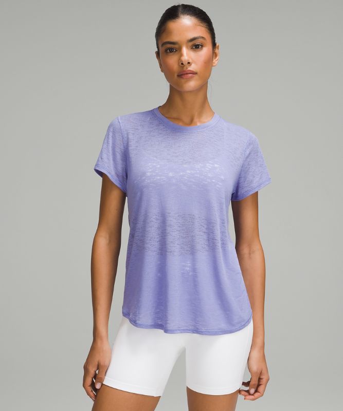 Keyhole Lightweight Yoga Short-Sleeve Shirt