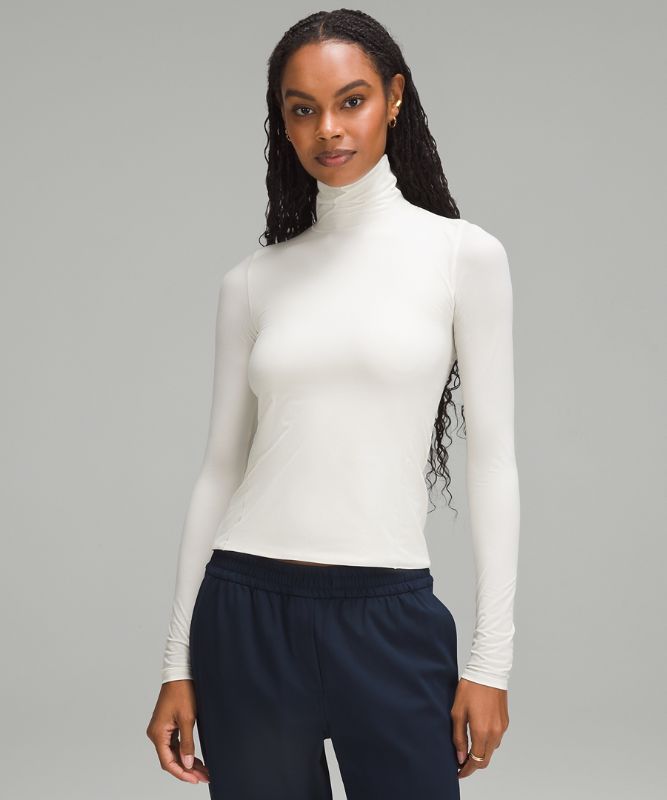 Wundermost Ultra-Soft Nulu Long-Sleeve Turtleneck