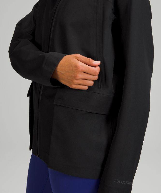 StretchSeal™ Relaxed-Fit Rain Jacket