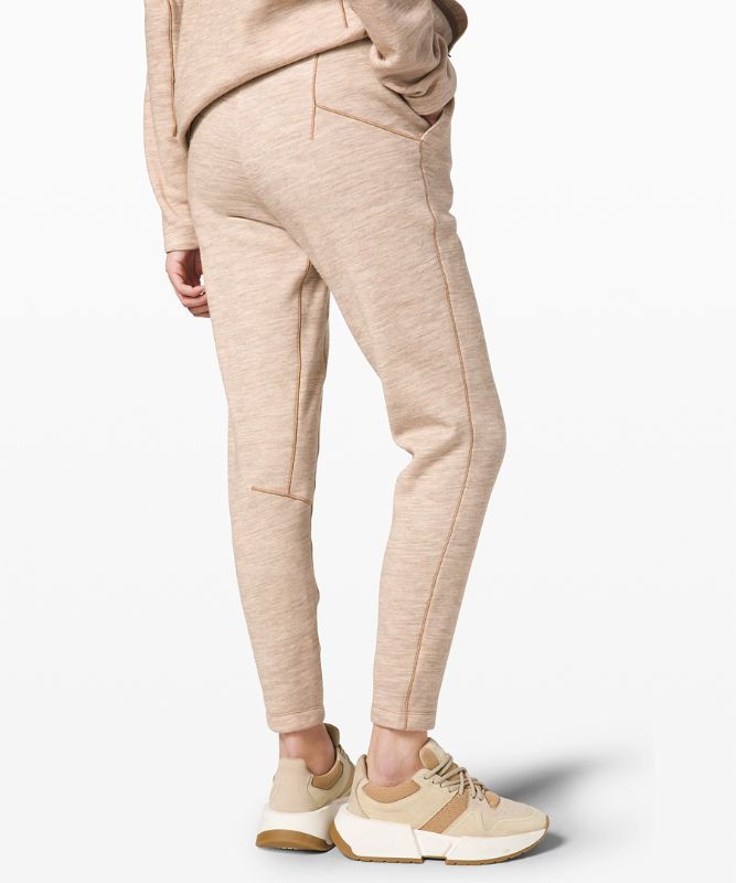 Esker Jogger *lululemon lab