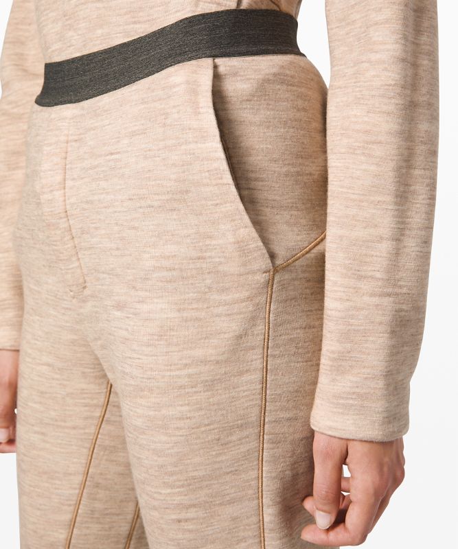 Esker Jogger *lululemon lab