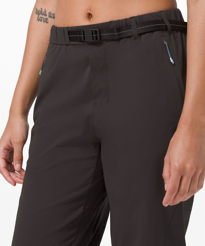 Sarala Pant *lululemon lab