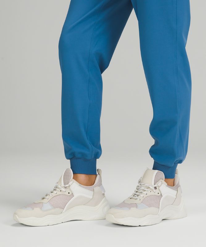 Stretch High-Rise Jogger