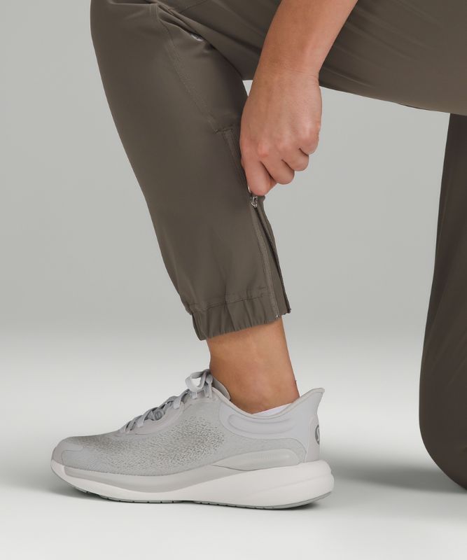 Adapted State High-Rise Jogger *Asia Fit