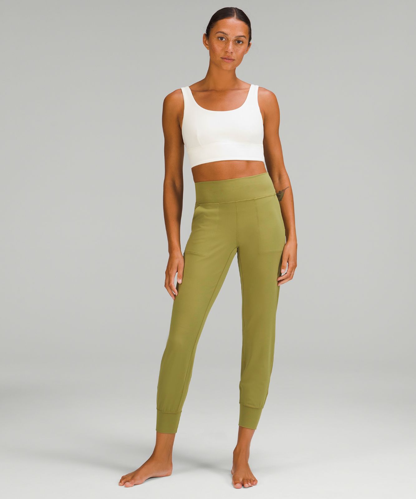 LW5DH7S_045650_2.webp