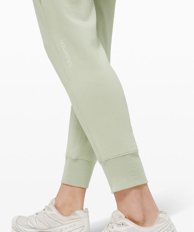 Relaxed Fit Soft Jogger