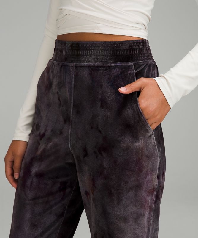 Velour Relaxed High-Rise Pant