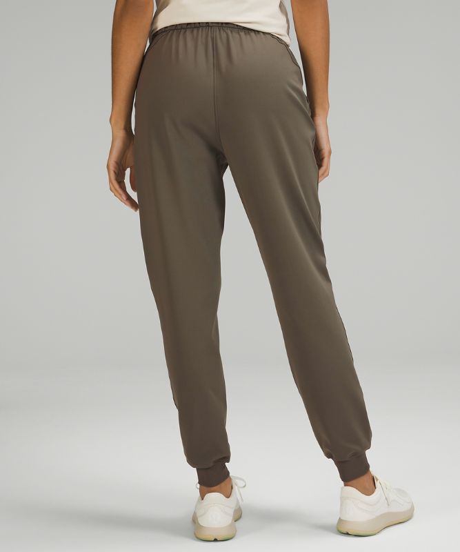 Stretch High-Rise Jogger