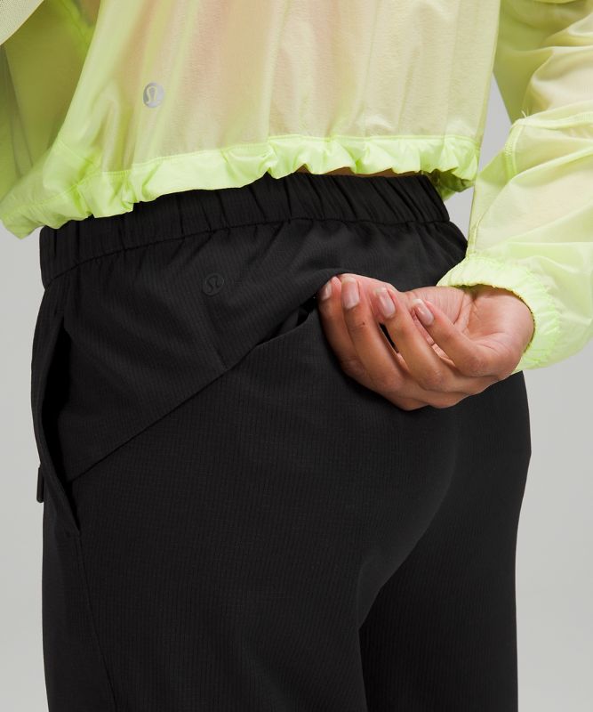 Essential Affinity Mid-Rise Jogger