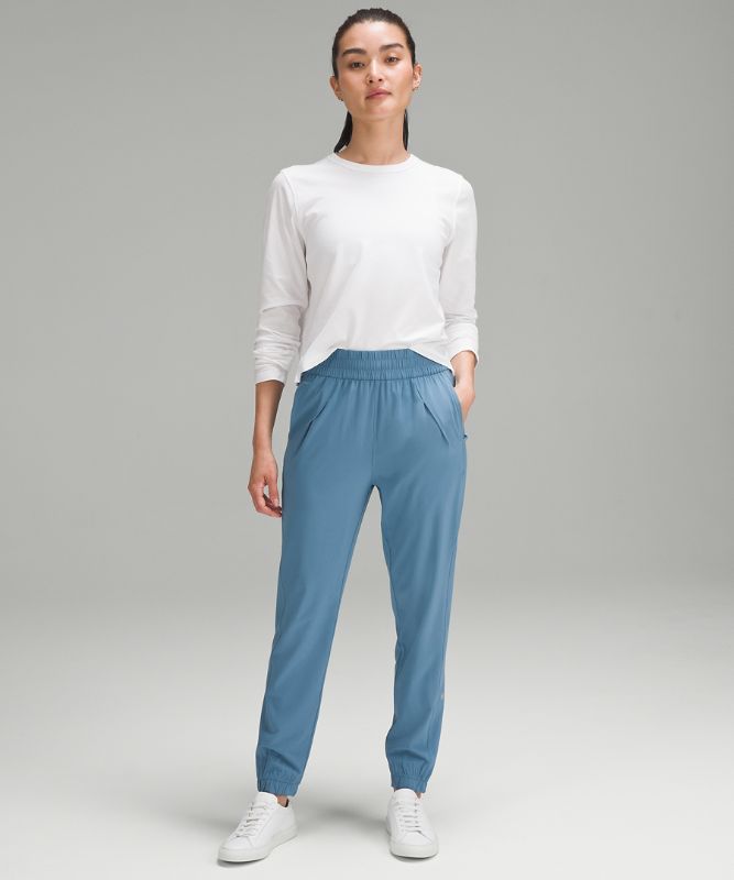 Ease Back In High-Rise Pant *Asia Fit