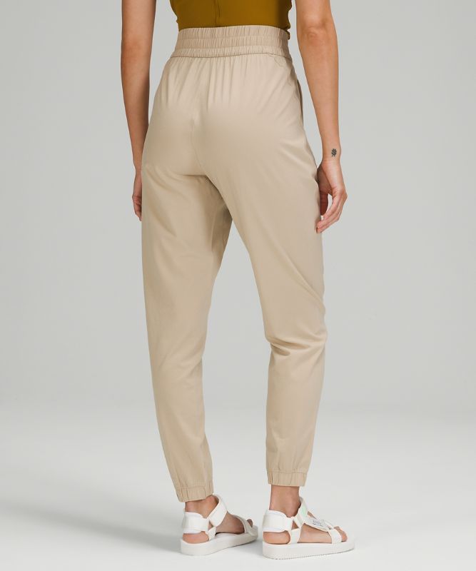 Ease Back In High-Rise Pant