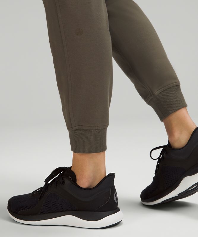 Scuba High-Rise Jogger