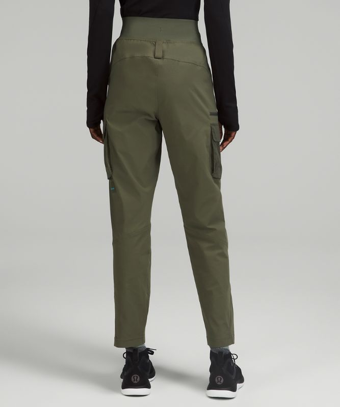 Cargo High-Rise Hiking Pant