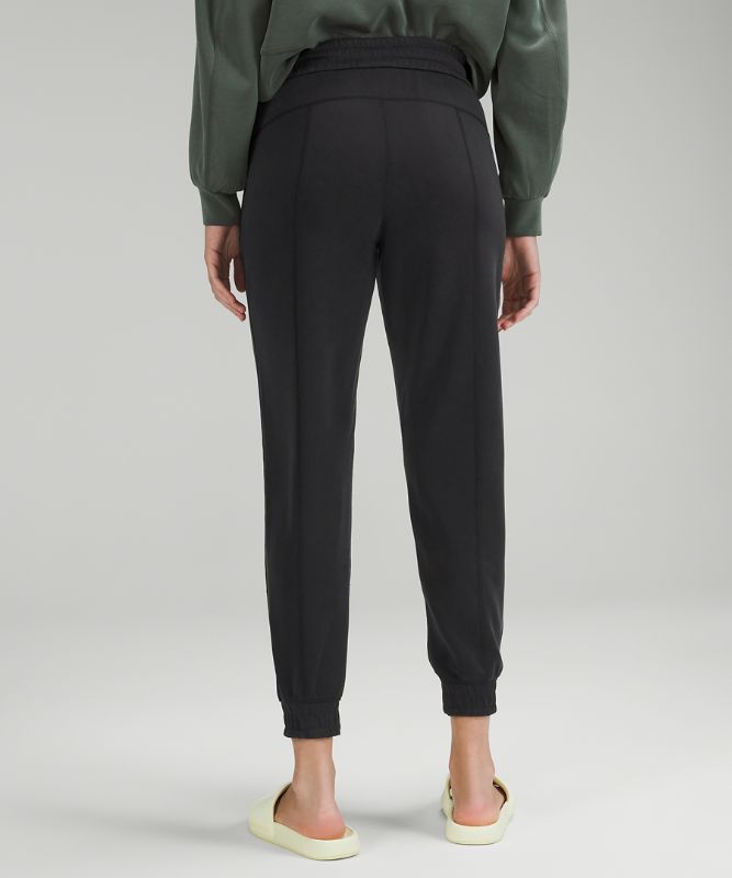 Softstreme High-Rise Jogger