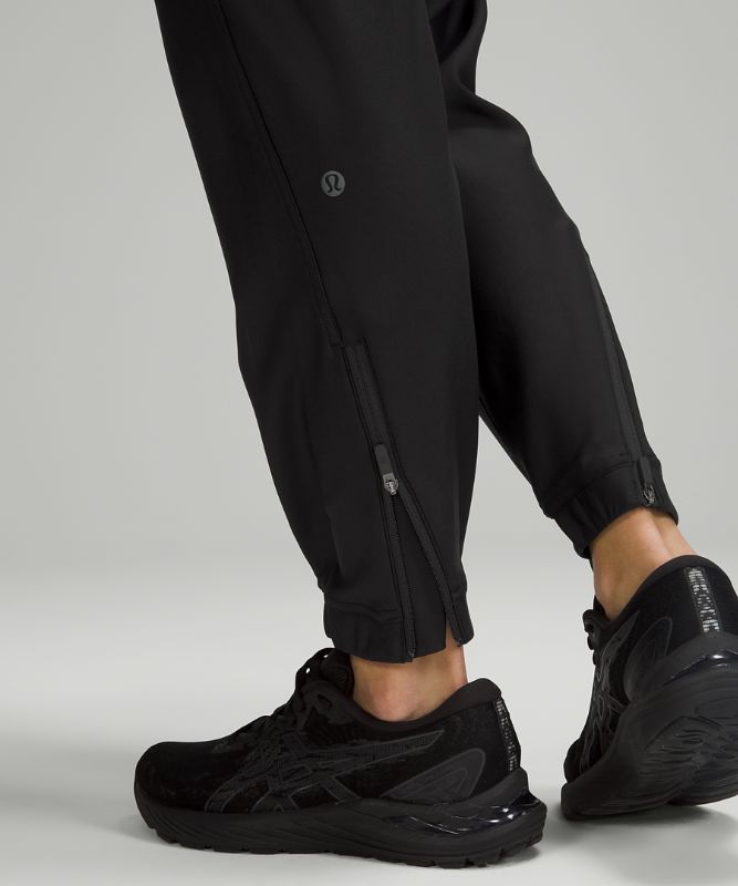 Adapted State High-Rise Jogger *Asia Fit