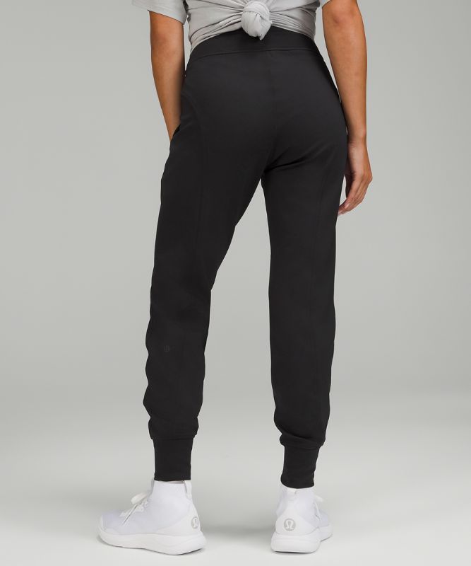 Relaxed Tech Fleece High-Rise Jogger