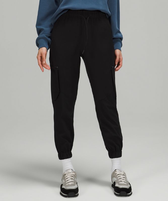 Relaxed Mid-Rise Cargo Pant *Asia Fit