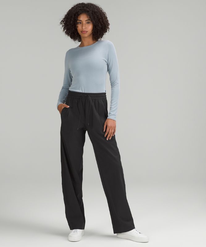 Woven Wide-Leg Mid-Rise Pant