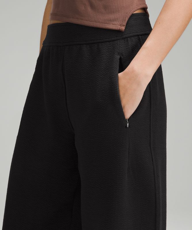 Textured Relaxed-Fit Tapered Mid-Rise Pants