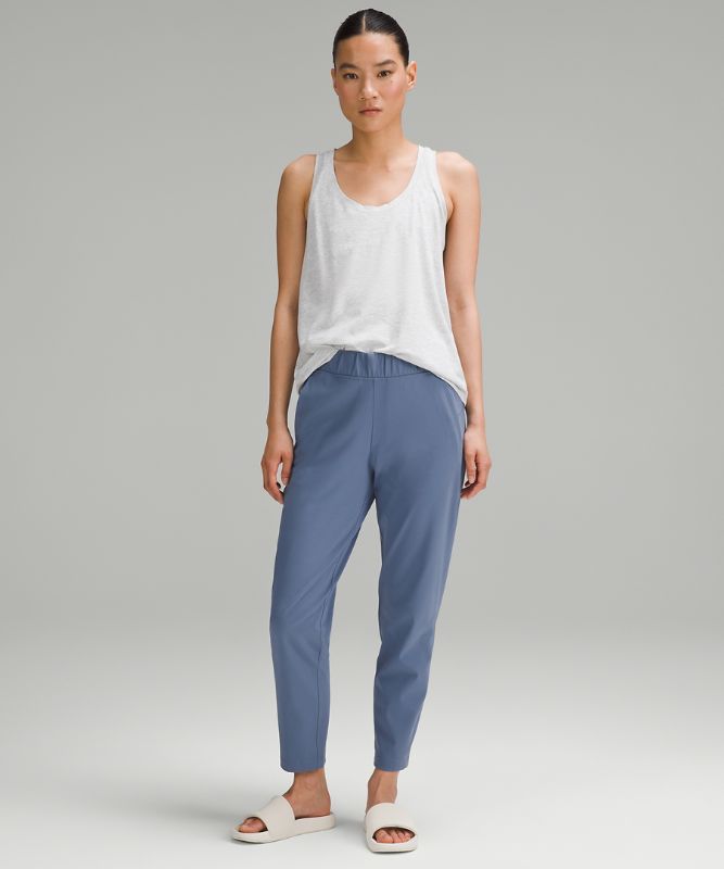 Luxtreme Slim-Fit Pull-On Mid-Rise Pants *Asia Fit