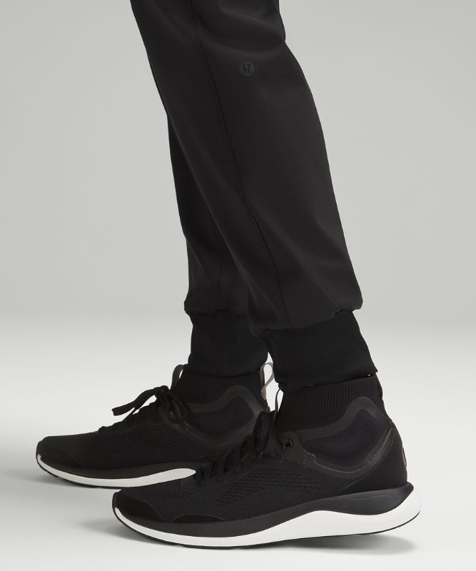 Luxtreme Slim-Fit Mid-Rise Jogger *Full Length