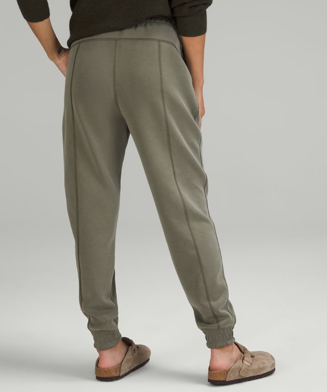 Softstreme High-Rise Jogger