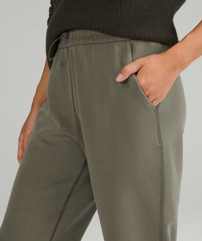 Softstreme High-Rise Jogger