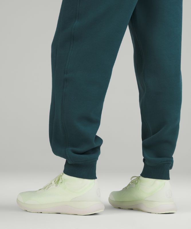 Scuba Relaxed-Fit High-Rise Jogger *Asia Fit