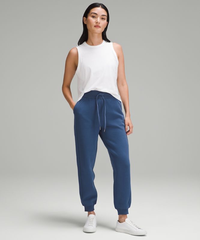 Scuba Relaxed-Fit High-Rise Jogger *Asia Fit