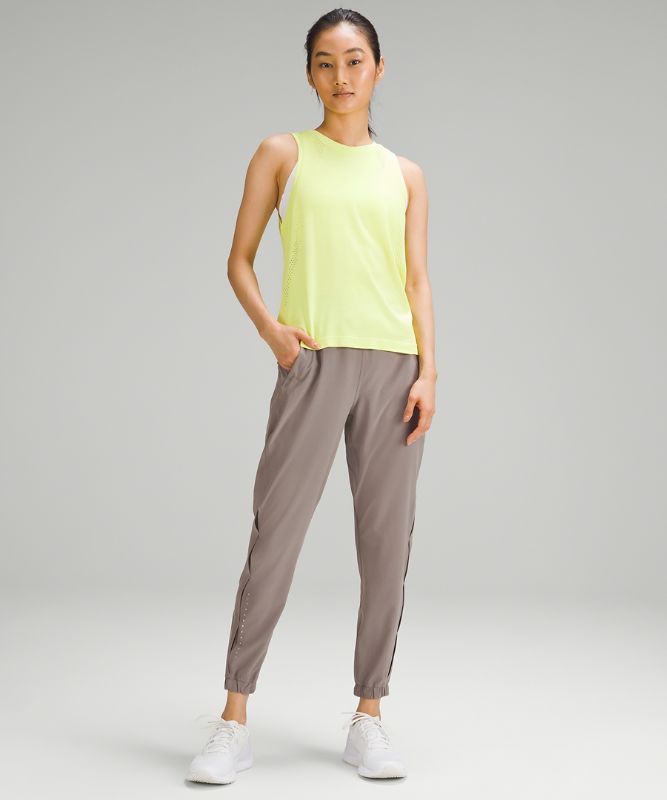 Adapted State High-Rise Jogger *Airflow Asia Fit