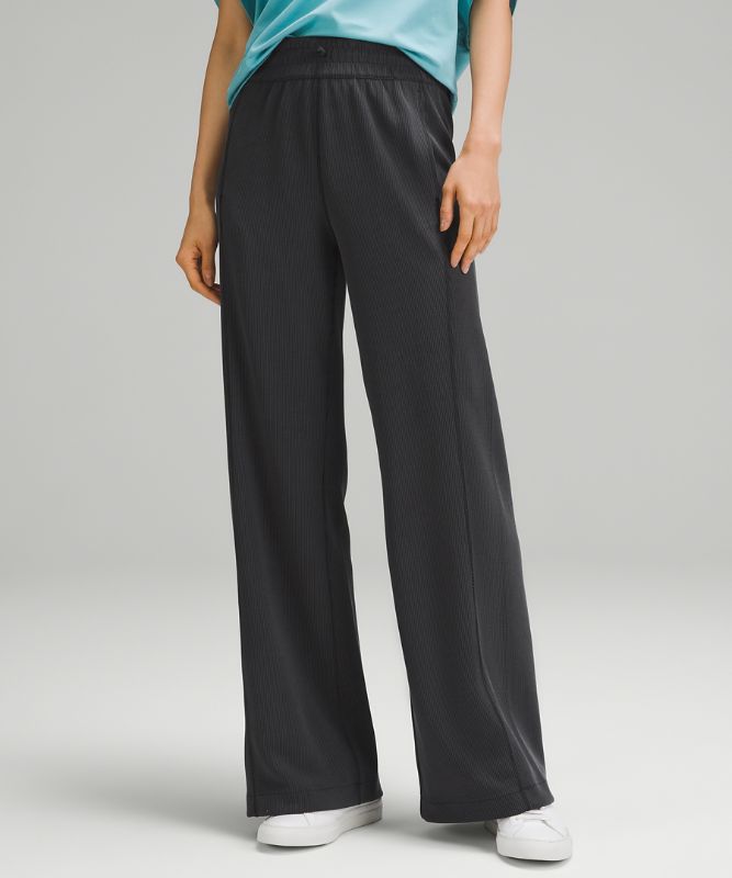 Ribbed Softstreme Mid-Rise Pant 30" *Asia Fit