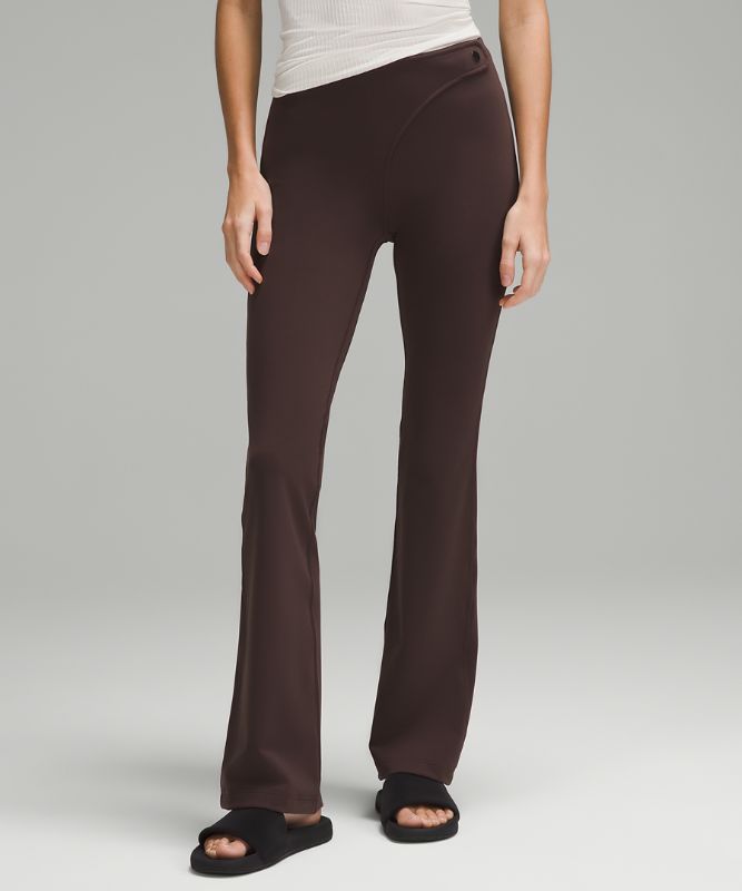 SmoothCover Wrap-Waist Flared Pant 32"