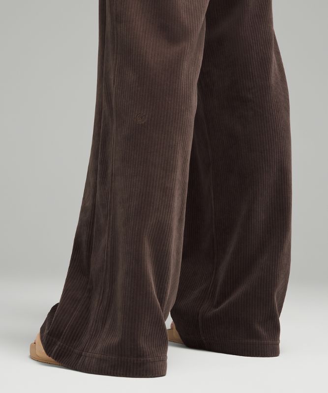 Scuba Mid-Rise Wide-Leg Pant *Velvet Cord Asia Fit