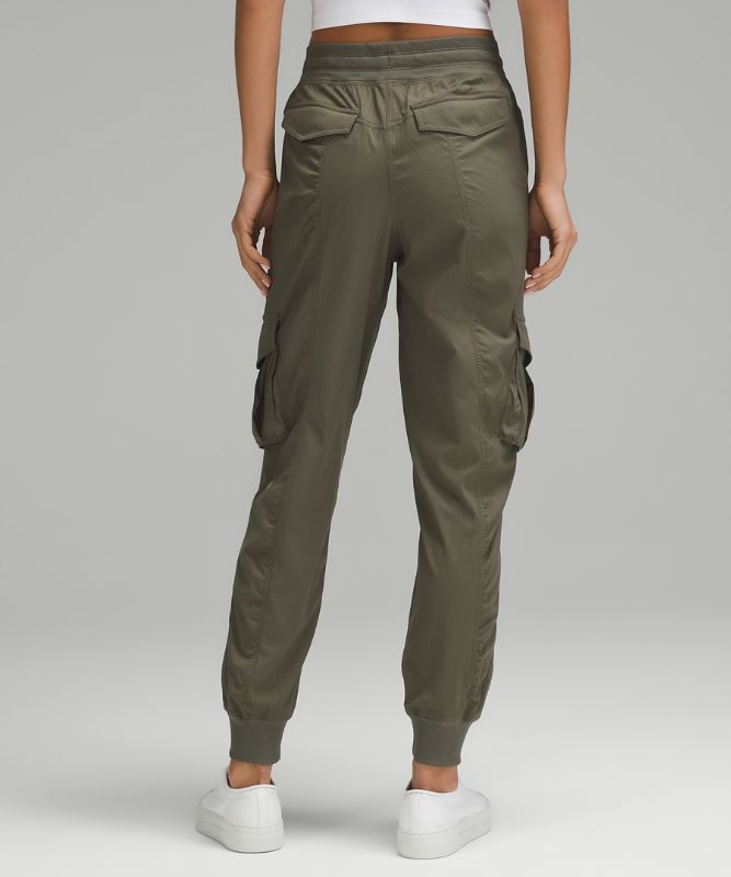 Dance Studio Relaxed-Fit Mid-Rise Cargo Jogger