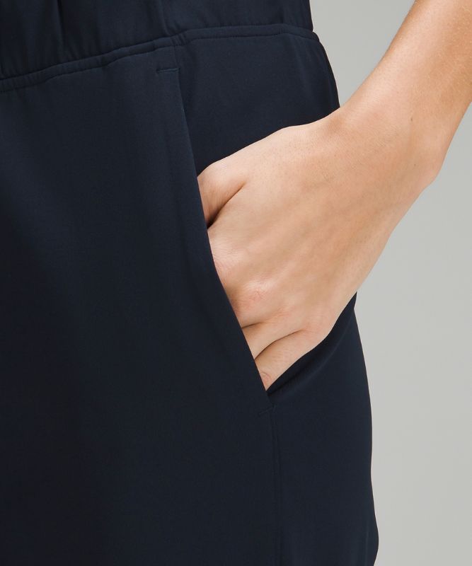 Luxtreme Slim-Fit Pull-On Mid-Rise Pant