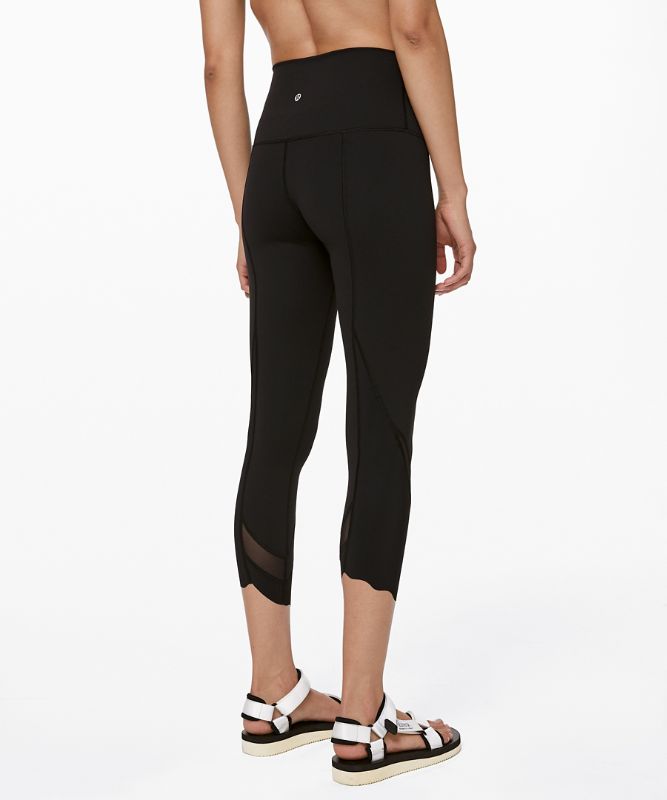 Wunder Under Crop II 23" *Roll Down Scallop Full-On Luxtreme
