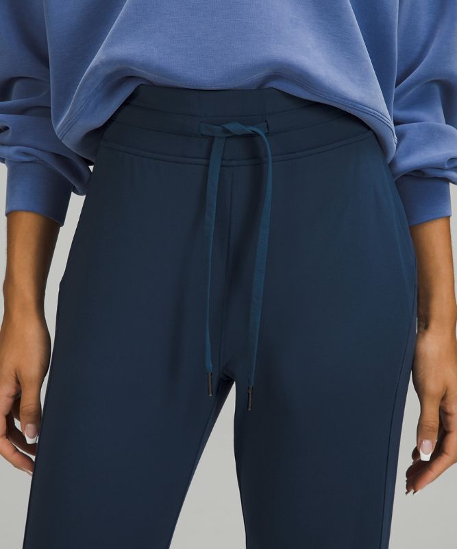 Ready to Rulu High-Rise Cropped Jogger