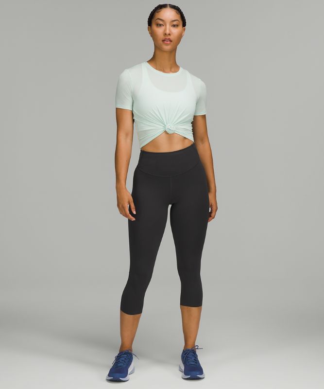 Base Pace High-Rise Crop 23, Cropped Bottoms