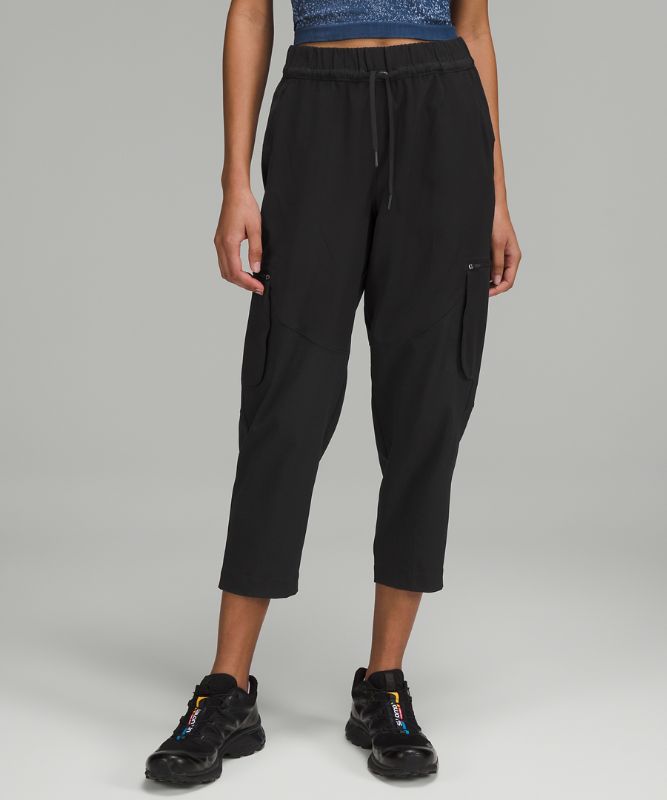 Relaxed Mid-Rise Cargo Crop