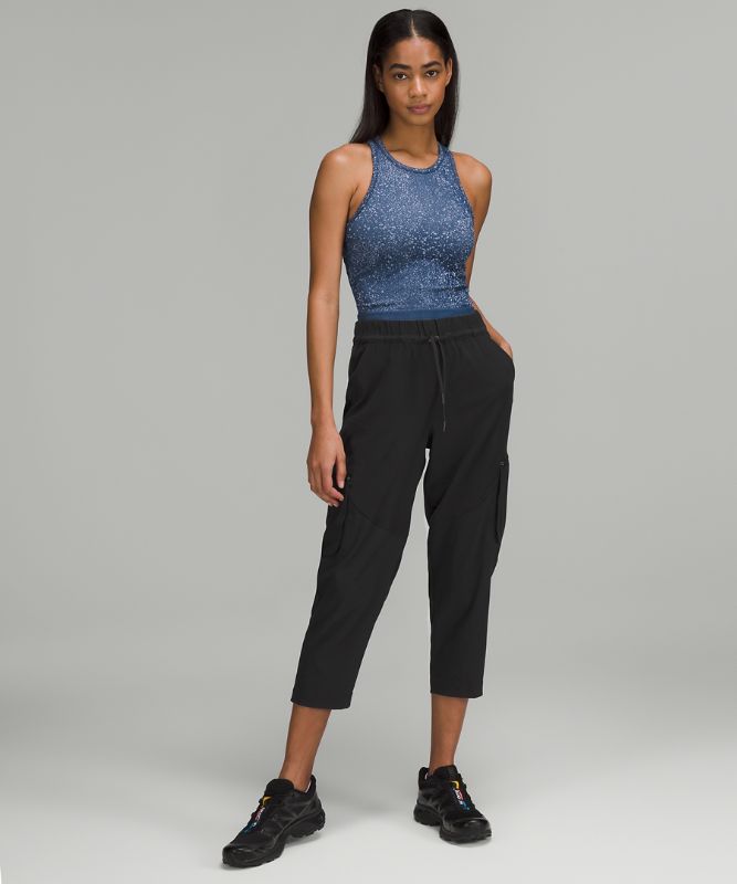 Relaxed Mid-Rise Cargo Crop