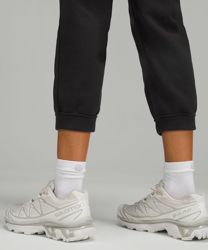 Loungeful High-Rise Cropped Jogger