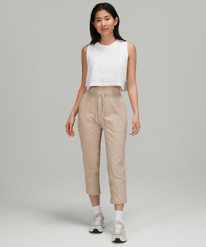 Dance Studio Mid-Rise Crop *Lined