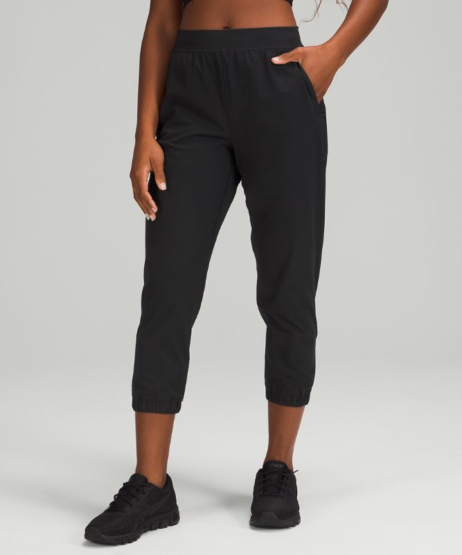 Adapted State High-Rise Jogger Crop