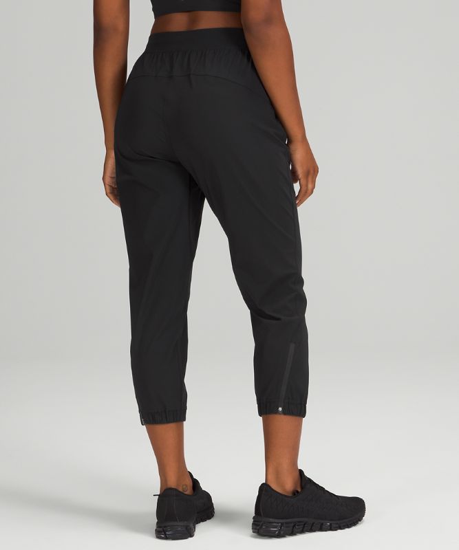 Adapted State High-Rise Jogger Crop