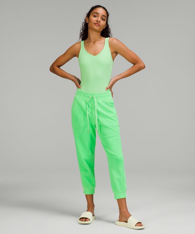 Scuba High-Rise Cropped Jogger