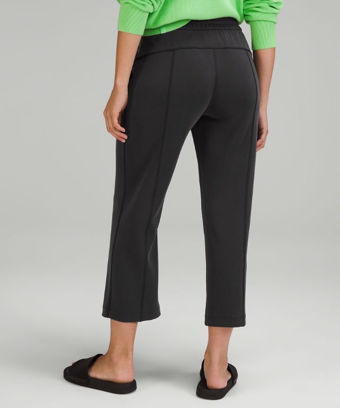 Softstreme High-Rise Straight Leg Crop